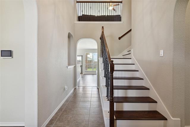 Photo - 1416 Elkford Ln