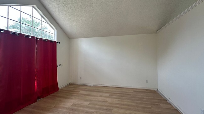 Photo - 935 Shriver Cir
