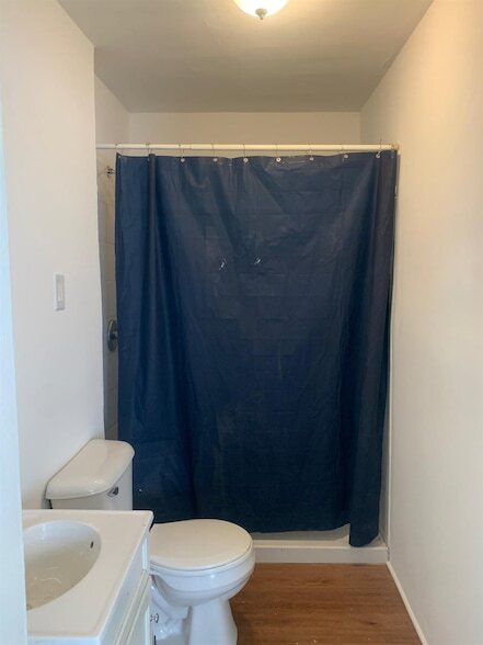 Photo - 5716 Calumet Ave Unit 4