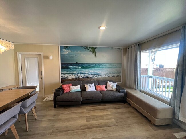 Photo - Home minutes from the beach