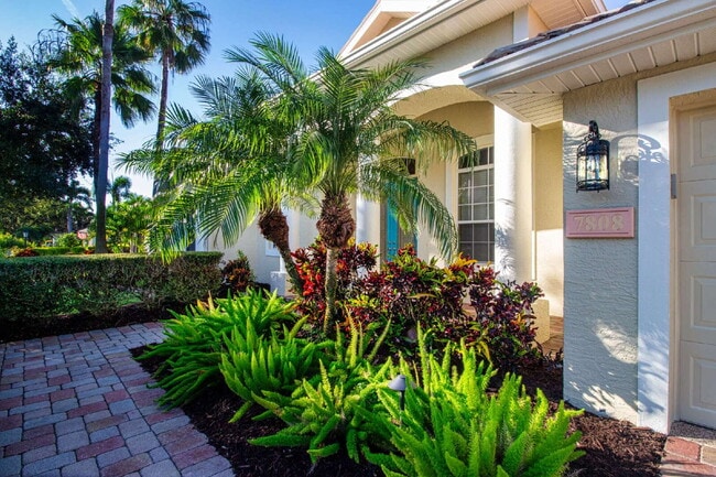Photo - Rarely available executive home in The Ham...