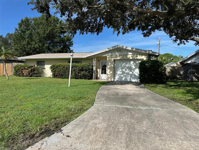 Building Photo - 8470 121st St Rental