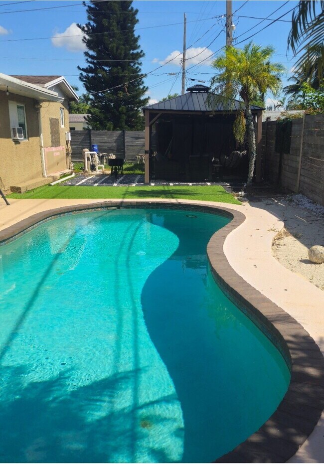 Photo - 2294 NW 63rd Ave