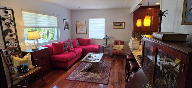 Photo - 4317 SW 62nd Ave