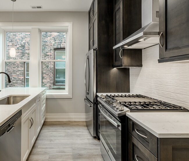 Photo - 2318 W Thomas St Unit 1F