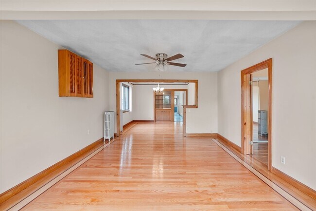 Building Photo - 26 Fuller St Unit 2 Rental