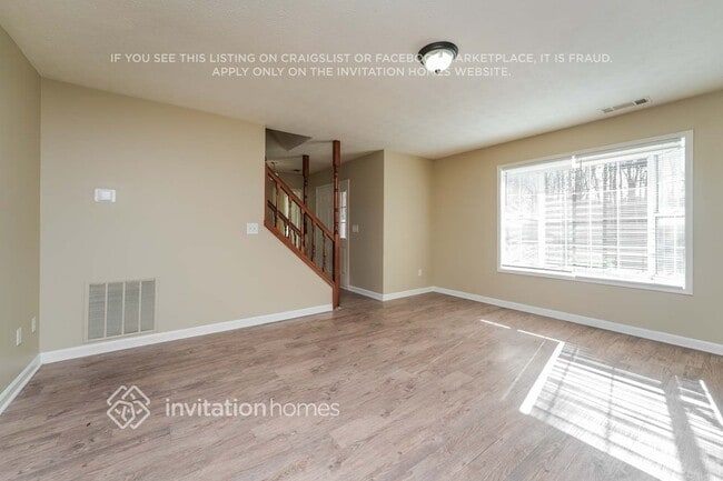 Photo - 1310 Creekwood Cove