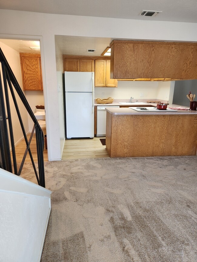 Photo - 6043 Leafwood Dr