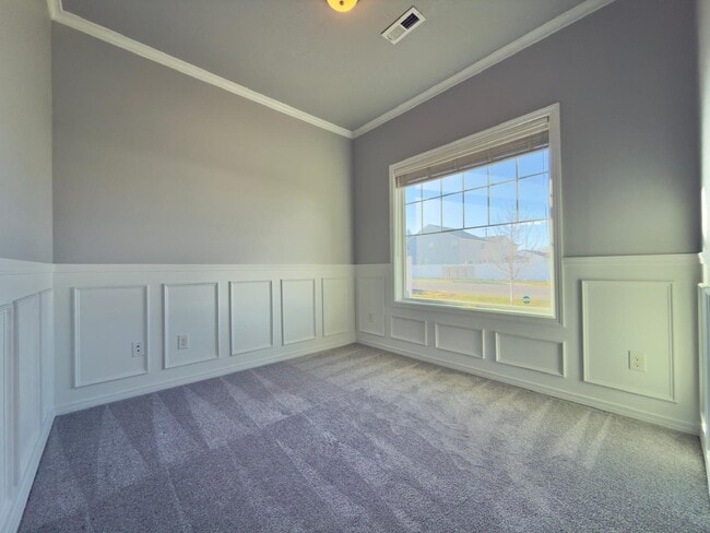 Photo - 515 S King St