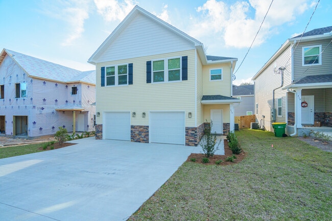 317 Allen St