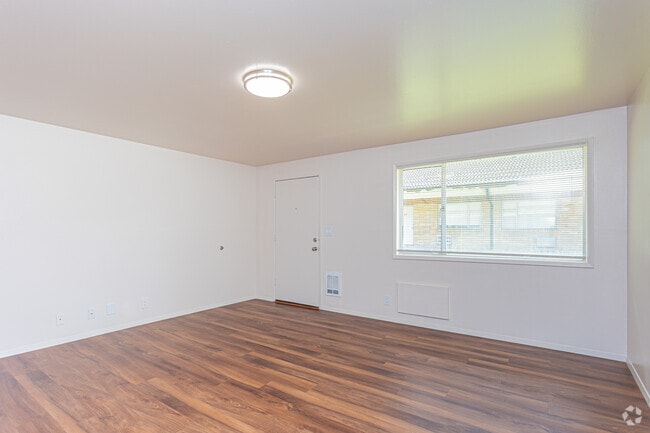 0BR, 1BA - 375SF