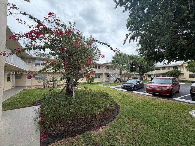 Photo - 1301 N 12th Ct Unidad 4B