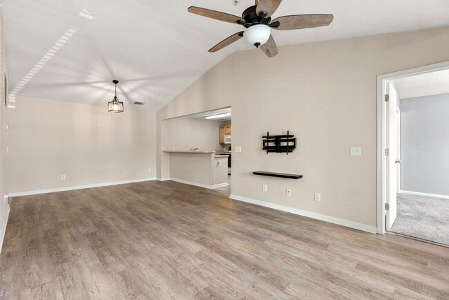 Photo - 2 Bedroom 2 Bath Condo on Donahue Dr Unidad 2-204