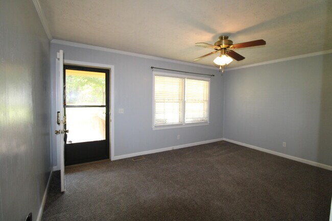 Photo - 4385 Red Lane Rd