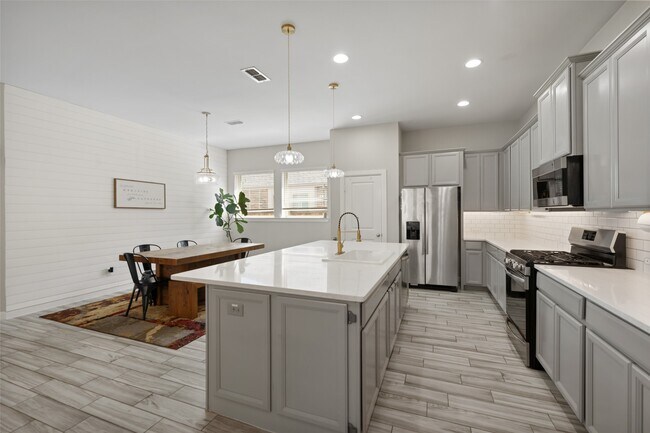 Photo - 15510 Bosque Valley Ct