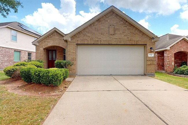 Building Photo - 3043 Heather Grove Lane