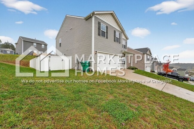 Photo - 559 Cliff St