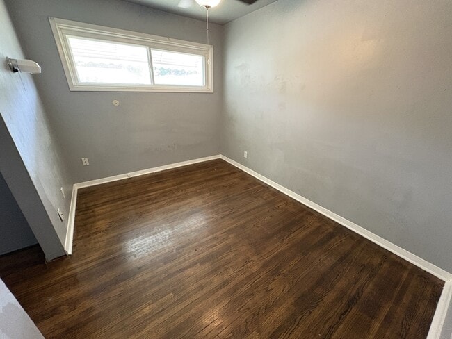 Photo - 2442 N Pittsburg Ave