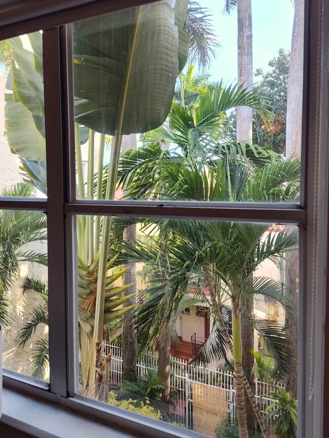 Garden View - 900 16th St Unit 305