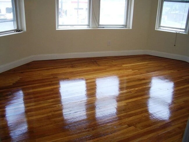 394 Riverway, Boston, MA 02115 - 394 Riverway Unit 7