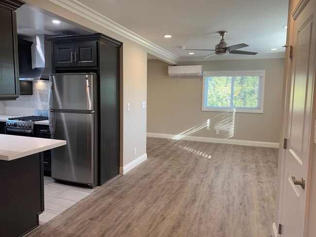 Photo - Fully Updated Spacious Studio Above Garages in Pasadena! Unit 1622