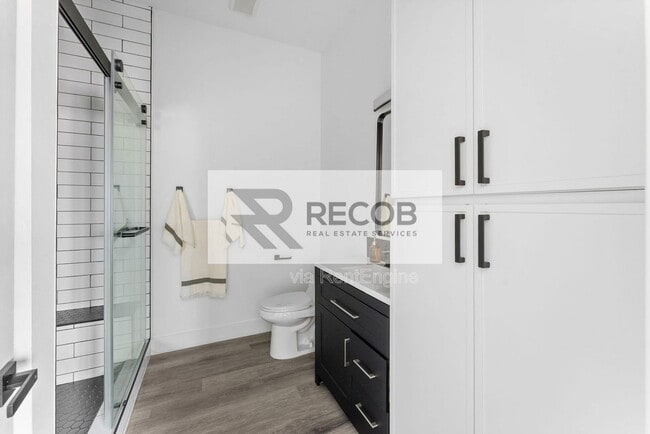 Photo - 2722 Nye St Unidad 5