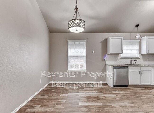 Photo - 517 Cherokee Gate Dr