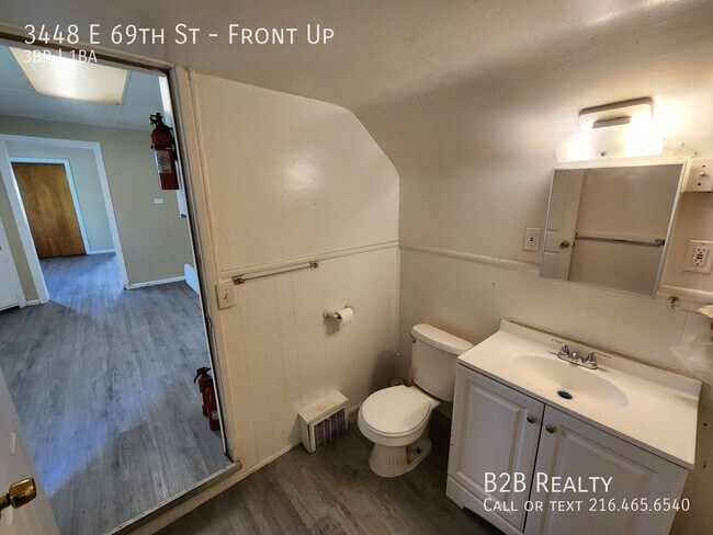 3448 E 69th St Unit Front Up