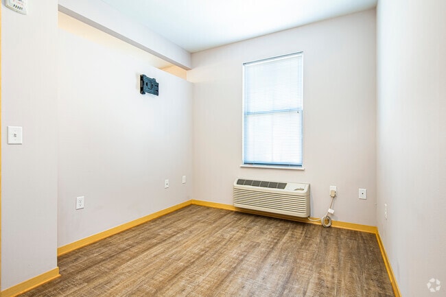1BR, 1BA - 516SF