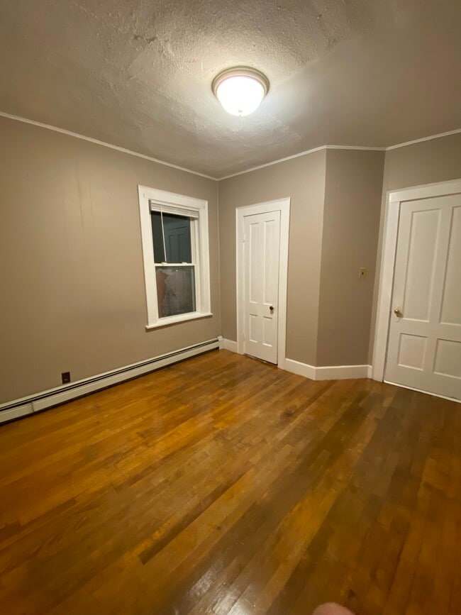 Photo - 527 Champlain St Unidad SecondLevel