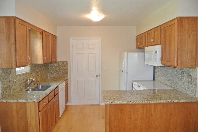 Photo - Boulder Townhome 3 bed, 2.5 bath
