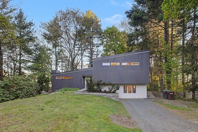 Building Photo - 36 Harmony Hill