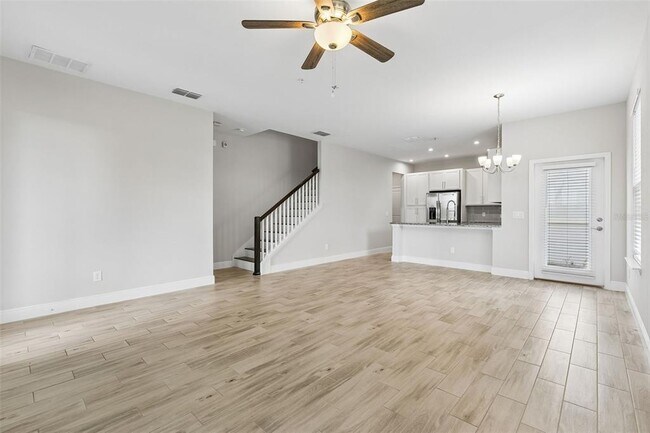 14247 Kellogg Ave