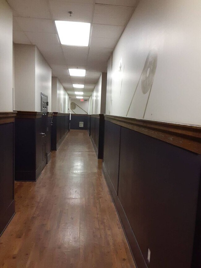 Cotton Exchange 209 in Downtown Athens Rental House Rental in