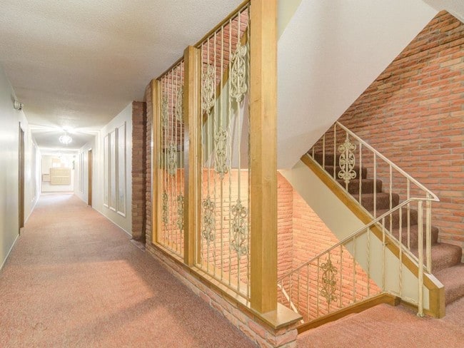 Photo - 4401 Valley View Rd