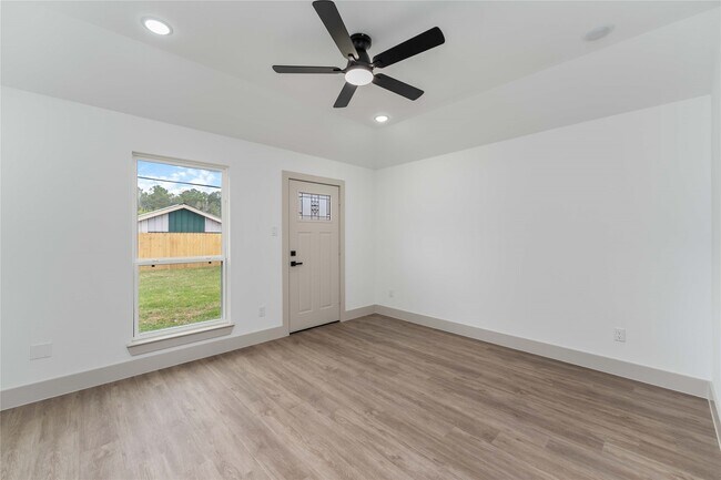 Photo - 9005 Nyssa St