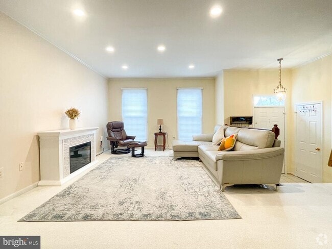 Building Photo - 20 Cedarwood Ct Rental