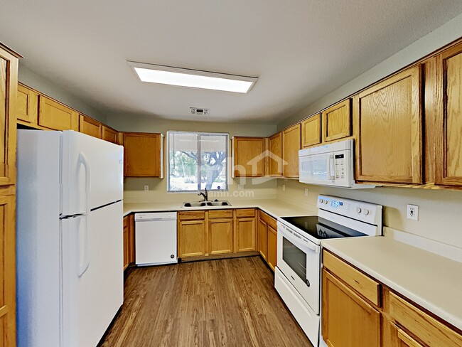 Photo - 2605 S Devonna Ln