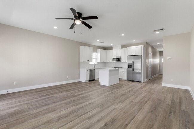 Photo - 3150 S Cleveland St