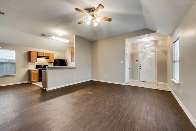 8342 Fuqua Gardens Dr