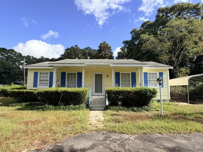 Building Photo - 1031 Oakland Dr