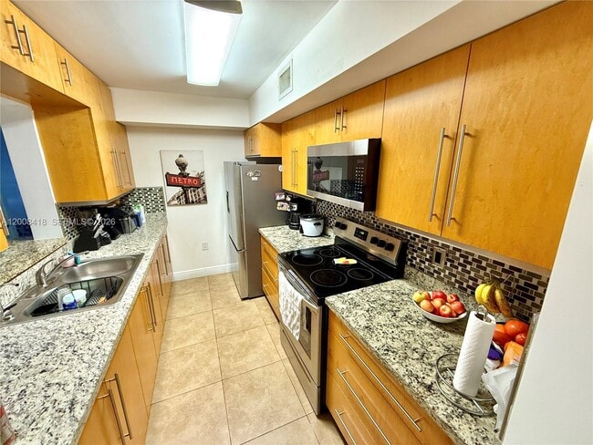 Photo - 10440 SW 156th Ct Unit 712
