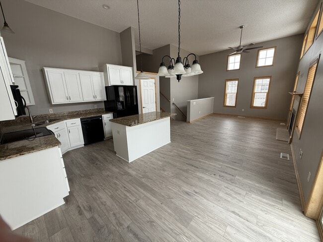 Photo - 11615 Prospect Curve