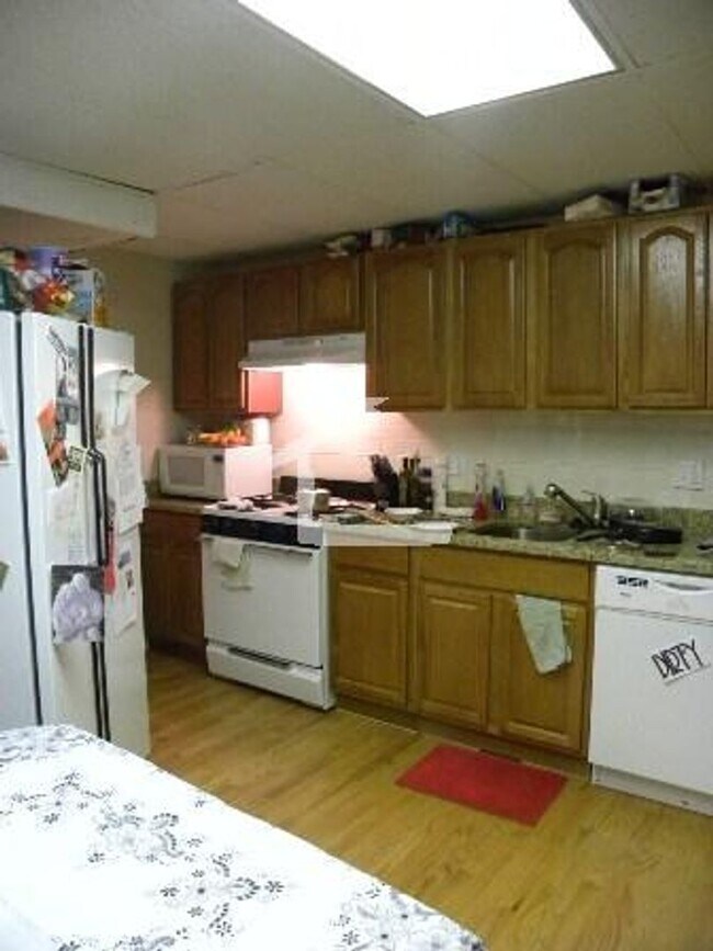 Photo - Perfect 3.5 bed Close to Fenway!!