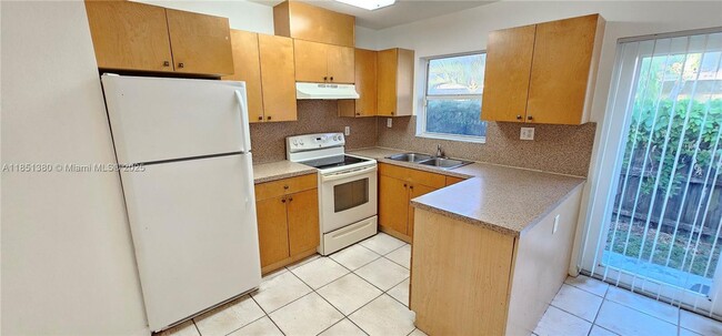 Building Photo - 2311 Coolidge St Rental