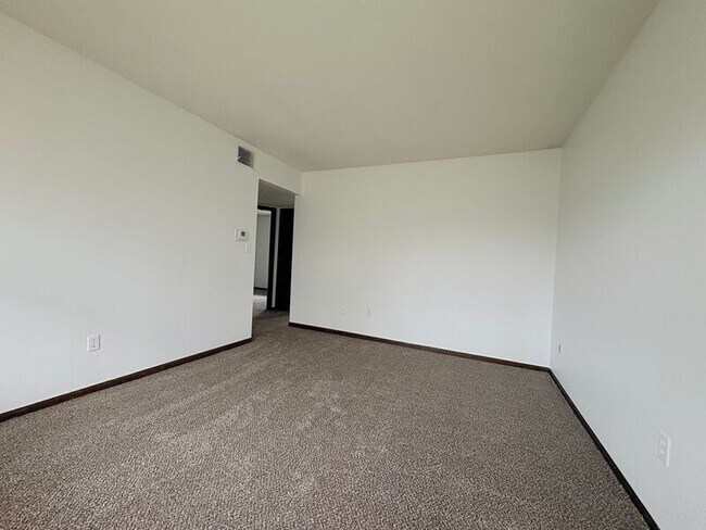 Photo - 1406 Magnolia W