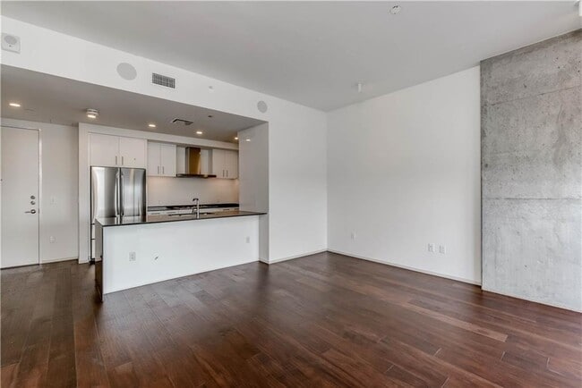 Photo - 301 West Ave Unit 4808