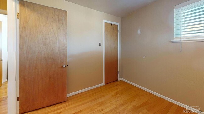 Photo - 2512 S Stuart St