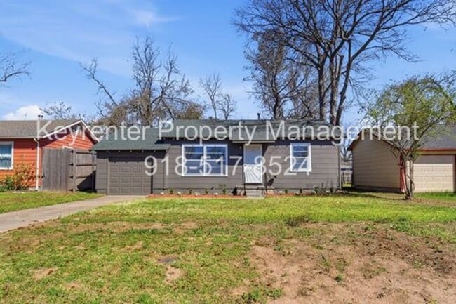 Building Photo - Charming 2 Bed On Riverside! | Immediate Move In Available | Pictures Coming Soon!