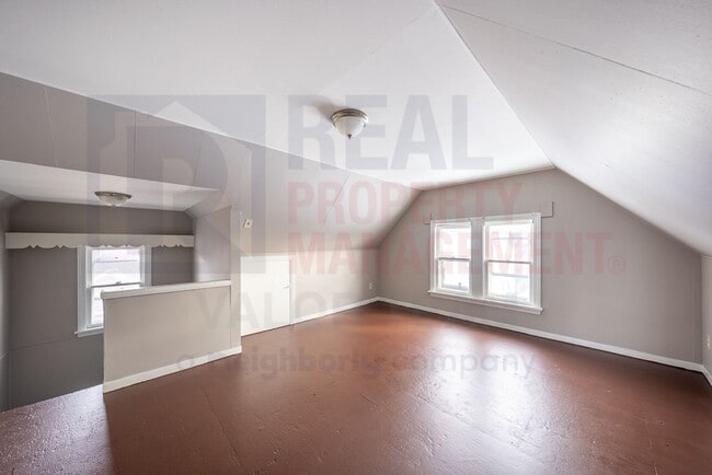 8107 Goodman Ave